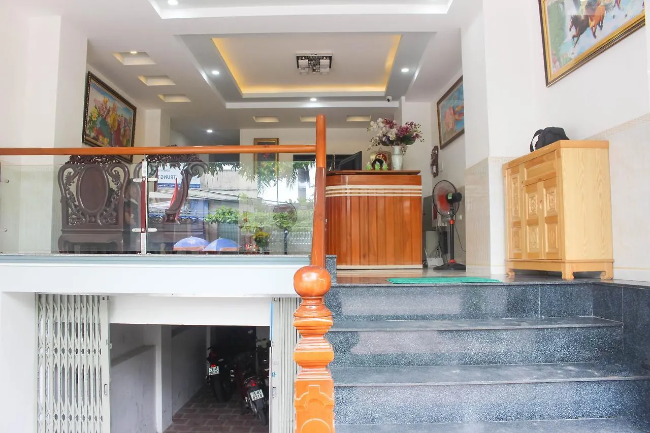 **  Hotel I Ngoc Huong Nha Trang Vietname